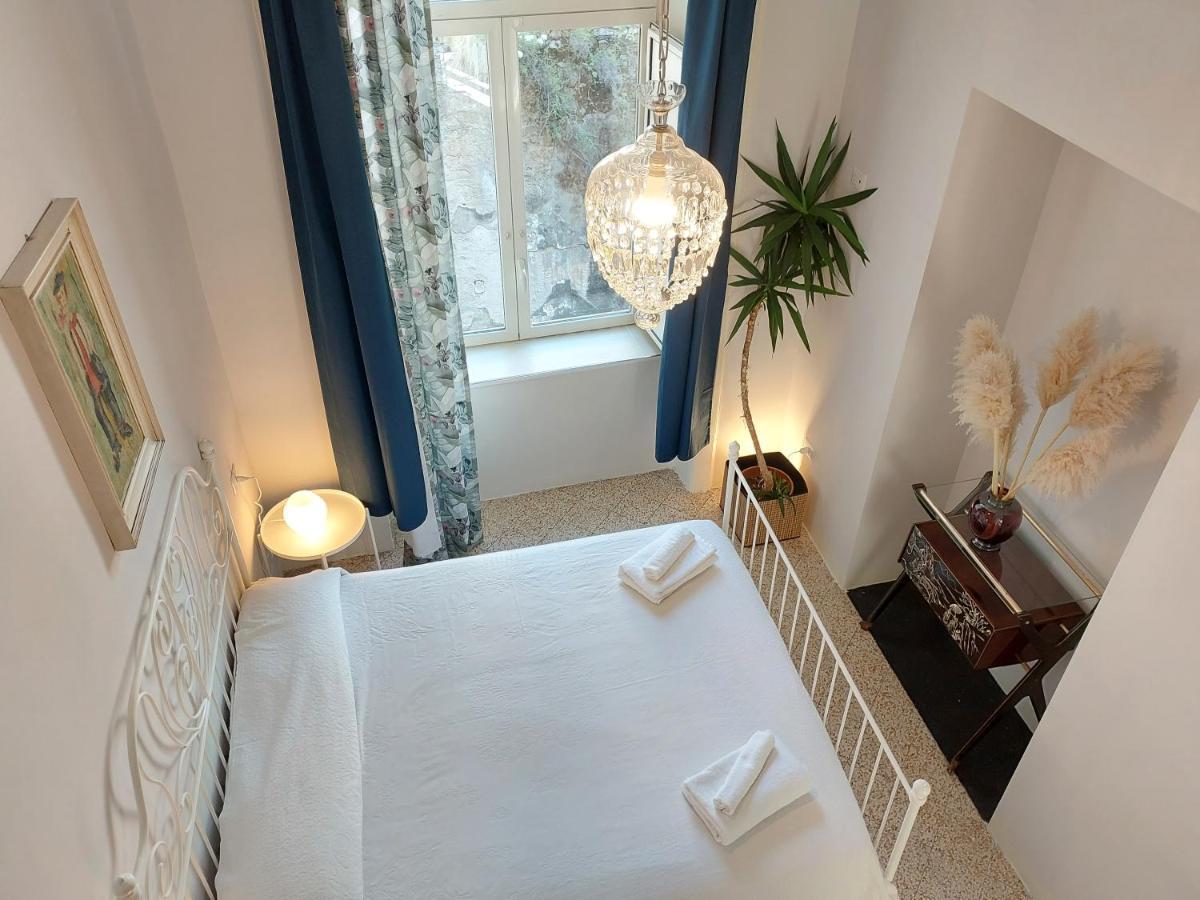 B&B Palazzo Carafa Di Montorio Nápoly Kültér fotó